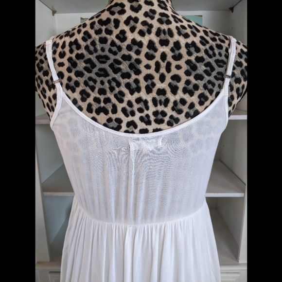 Socialite White Embroidered Sun Dress Medium - Picture 5 of 8